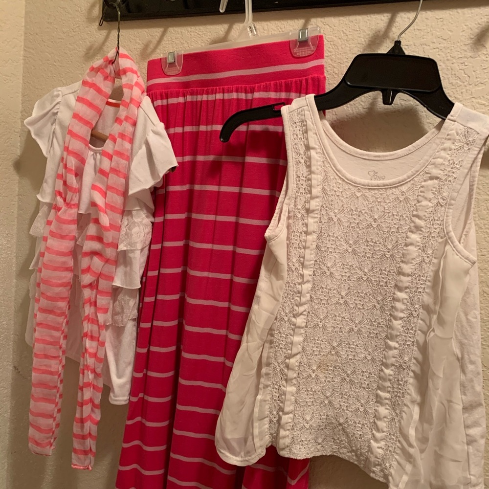 Girls Skirt, Blouse(s), and accessory scarf, G119